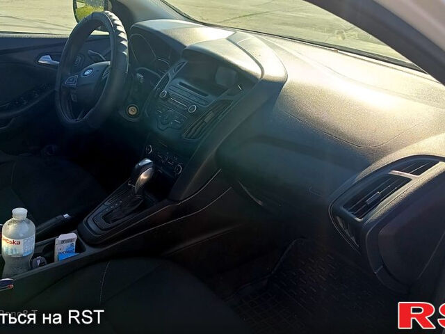 Форд Фокус, объемом двигателя 2 л и пробегом 201 тыс. км за 7999 $, фото 6 на Automoto.ua