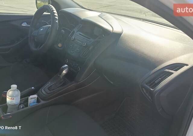 Форд Фокус, объемом двигателя 2 л и пробегом 201 тыс. км за 8000 $, фото 3 на Automoto.ua