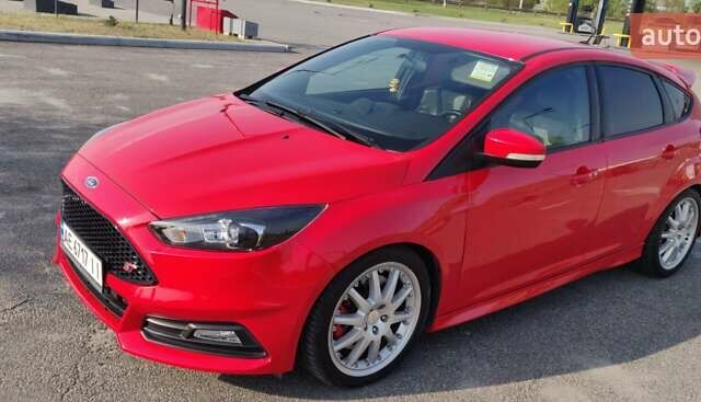 Форд Фокус, объемом двигателя 2 л и пробегом 124 тыс. км за 11498 $, фото 2 на Automoto.ua