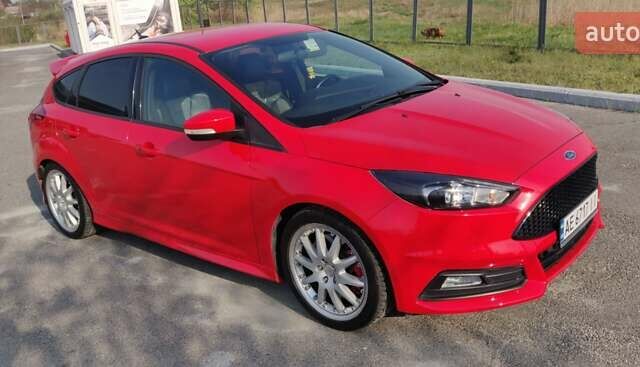 Форд Фокус, объемом двигателя 2 л и пробегом 124 тыс. км за 11498 $, фото 3 на Automoto.ua