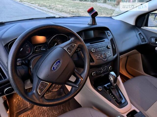 Форд Фокус, объемом двигателя 2 л и пробегом 127 тыс. км за 9300 $, фото 6 на Automoto.ua