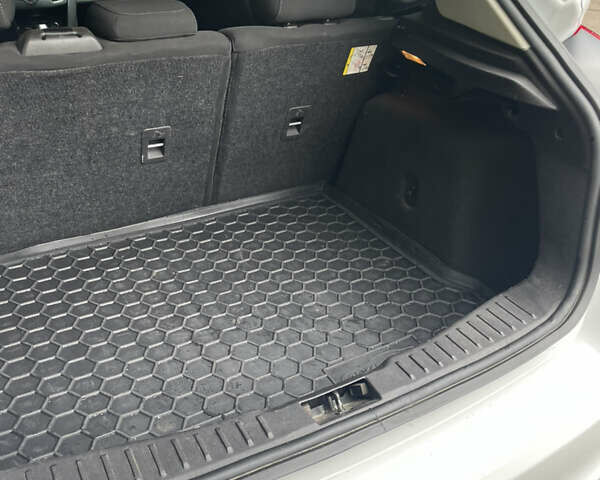 Форд Фокус, объемом двигателя 2 л и пробегом 113 тыс. км за 9700 $, фото 19 на Automoto.ua