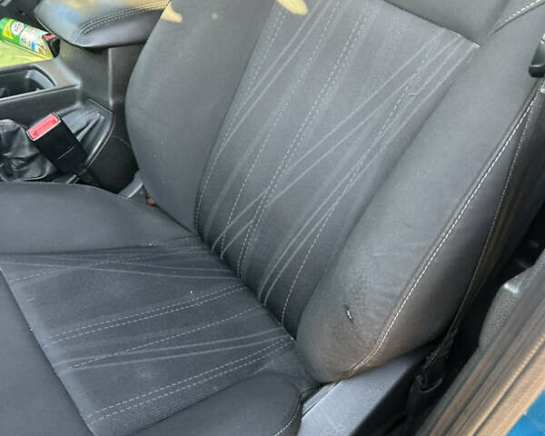 Форд Фокус, объемом двигателя 2.01 л и пробегом 140 тыс. км за 7800 $, фото 17 на Automoto.ua