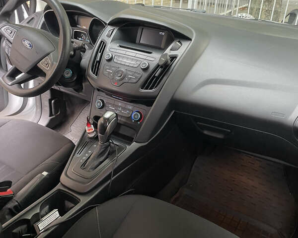 Форд Фокус, объемом двигателя 2 л и пробегом 113 тыс. км за 9700 $, фото 13 на Automoto.ua
