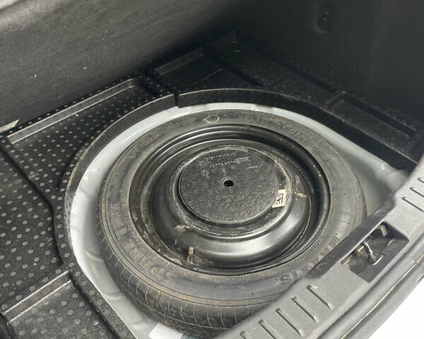 Форд Фокус, объемом двигателя 2 л и пробегом 113 тыс. км за 9700 $, фото 17 на Automoto.ua