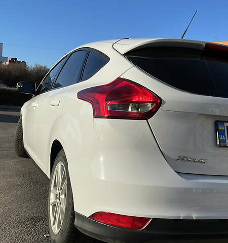 Форд Фокус, объемом двигателя 2 л и пробегом 126 тыс. км за 9590 $, фото 3 на Automoto.ua