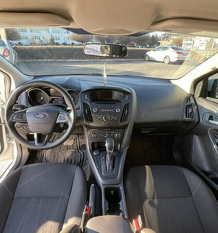Форд Фокус, объемом двигателя 2 л и пробегом 126 тыс. км за 9590 $, фото 10 на Automoto.ua