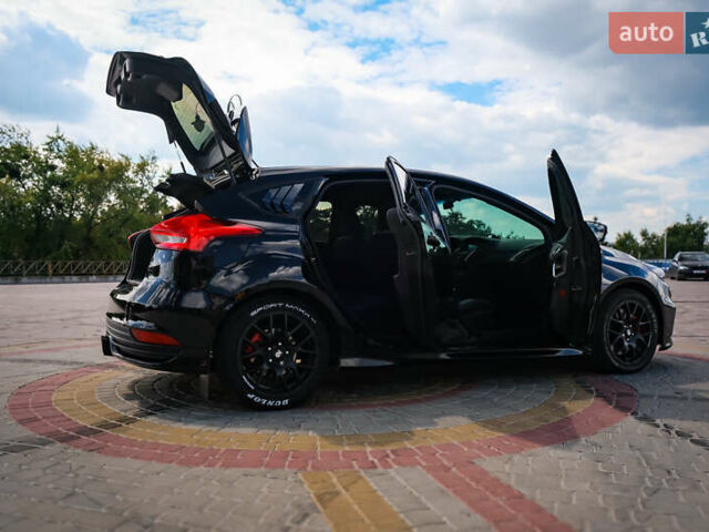 Форд Фокус, объемом двигателя 2 л и пробегом 68 тыс. км за 13500 $, фото 16 на Automoto.ua