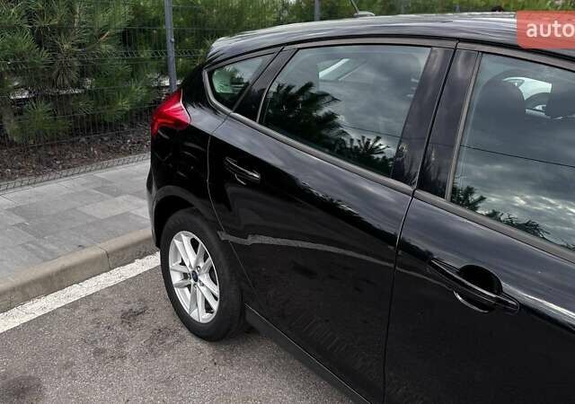 Форд Фокус, объемом двигателя 2 л и пробегом 71 тыс. км за 9450 $, фото 3 на Automoto.ua