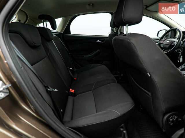 Форд Фокус, об'ємом двигуна 1 л та пробігом 123 тис. км за 9203 $, фото 16 на Automoto.ua