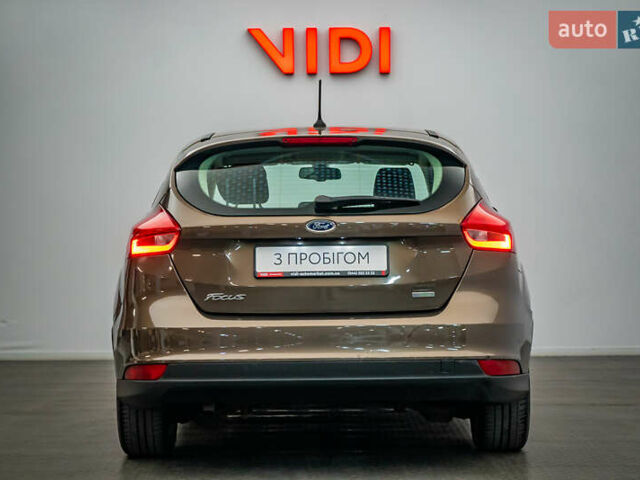 Форд Фокус, об'ємом двигуна 1 л та пробігом 123 тис. км за 9203 $, фото 5 на Automoto.ua