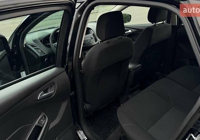 Форд Фокус, объемом двигателя 2 л и пробегом 71 тыс. км за 9450 $, фото 9 на Automoto.ua