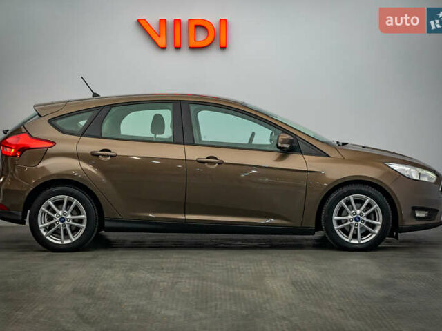 Форд Фокус, об'ємом двигуна 1 л та пробігом 123 тис. км за 9203 $, фото 3 на Automoto.ua