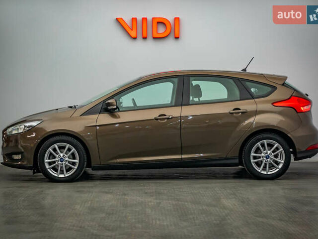 Форд Фокус, об'ємом двигуна 1 л та пробігом 123 тис. км за 9203 $, фото 2 на Automoto.ua