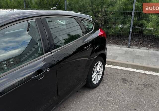 Форд Фокус, объемом двигателя 2 л и пробегом 71 тыс. км за 9450 $, фото 4 на Automoto.ua