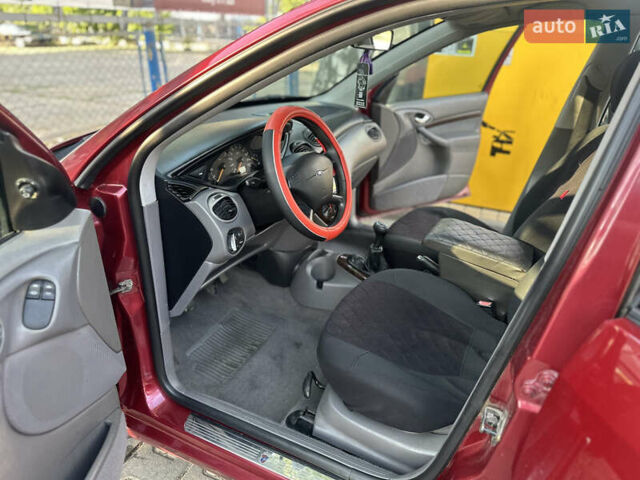 Форд Фокус, объемом двигателя 1.6 л и пробегом 290 тыс. км за 2900 $, фото 7 на Automoto.ua