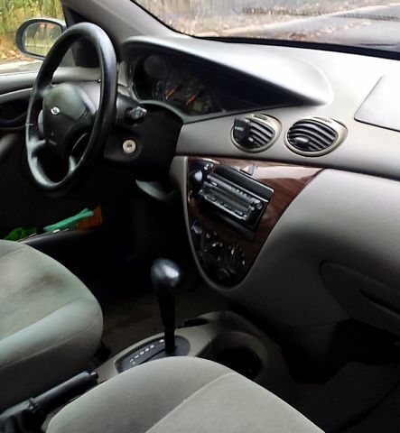 Форд Фокус, об'ємом двигуна 2 л та пробігом 200 тис. км за 2770 $, фото 2 на Automoto.ua