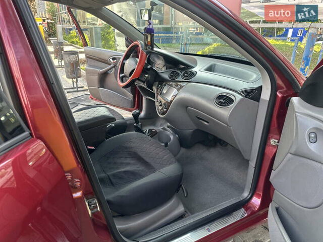 Форд Фокус, объемом двигателя 1.6 л и пробегом 290 тыс. км за 2900 $, фото 13 на Automoto.ua