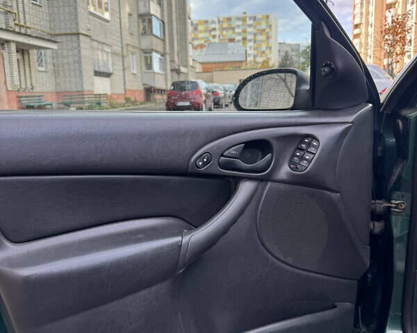 Форд Фокус, объемом двигателя 0 л и пробегом 128 тыс. км за 2899 $, фото 10 на Automoto.ua