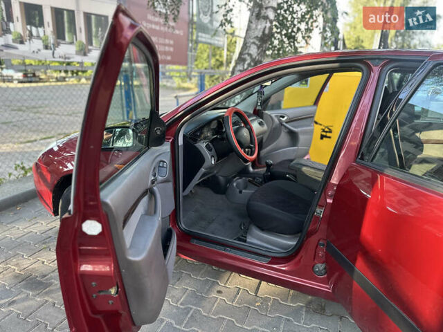 Форд Фокус, объемом двигателя 1.6 л и пробегом 290 тыс. км за 2900 $, фото 5 на Automoto.ua