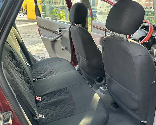 Форд Фокус, объемом двигателя 1.6 л и пробегом 290 тыс. км за 2900 $, фото 12 на Automoto.ua