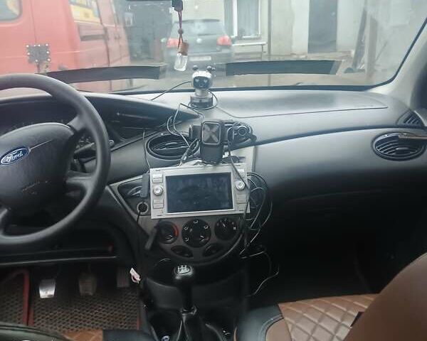 Форд Фокус, объемом двигателя 1.6 л и пробегом 235 тыс. км за 3800 $, фото 1 на Automoto.ua