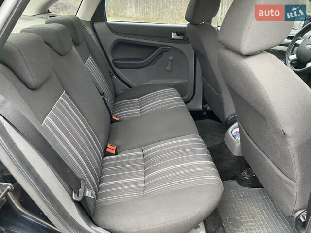 Форд Фокус, объемом двигателя 1.8 л и пробегом 300 тыс. км за 5500 $, фото 10 на Automoto.ua