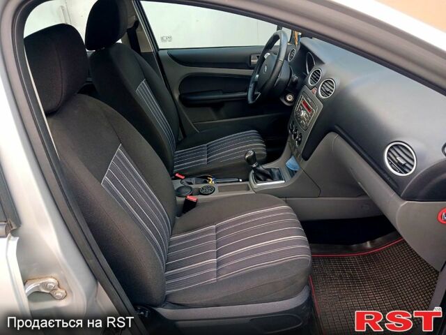 Форд Фокус, объемом двигателя 1.6 л и пробегом 178 тыс. км за 4800 $, фото 2 на Automoto.ua