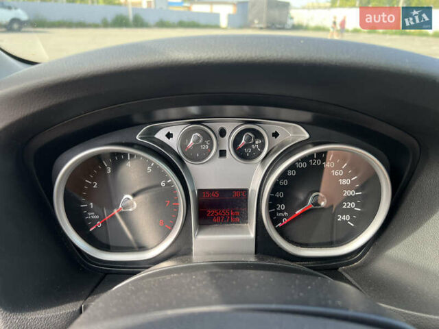 Форд Фокус, объемом двигателя 1.6 л и пробегом 225 тыс. км за 5700 $, фото 9 на Automoto.ua