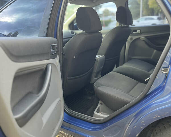 Форд Фокус 2008 в Киеве на Automoto.ua Форд Фокус, объемом двигателя 1.6 л и пробегом 200 тыс. км за 5800 $, фото 10 на Automoto.ua