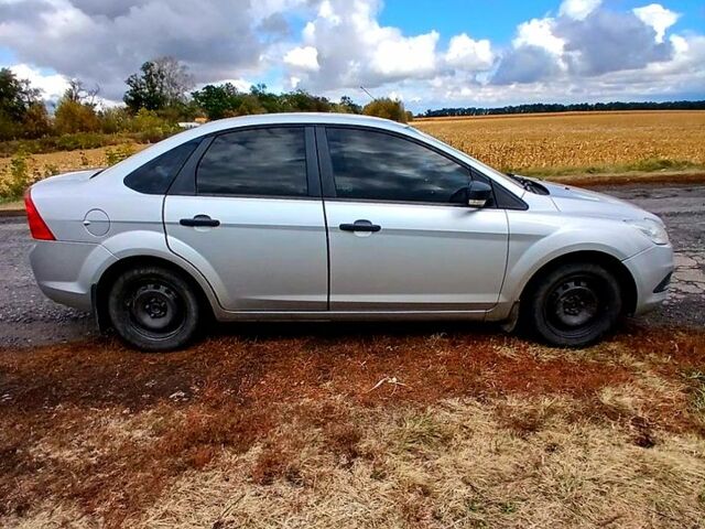 Форд Фокус, объемом двигателя 1.6 л и пробегом 223 тыс. км за 4500 $, фото 3 на Automoto.ua