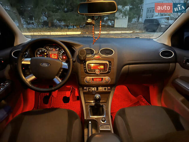Форд Фокус 2008 в Киеве на Automoto.ua Форд Фокус, объемом двигателя 1.6 л и пробегом 200 тыс. км за 5800 $, фото 19 на Automoto.ua