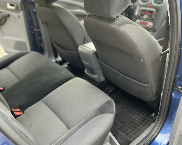 Форд Фокус 2008 в Киеве на Automoto.ua Форд Фокус, объемом двигателя 1.6 л и пробегом 200 тыс. км за 5800 $, фото 16 на Automoto.ua