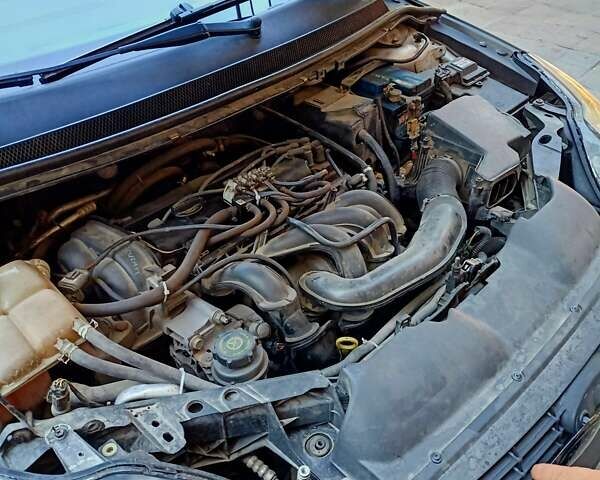 Форд Фокус, объемом двигателя 1.6 л и пробегом 210 тыс. км за 7500 $, фото 13 на Automoto.ua