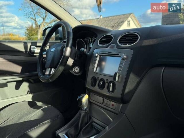 Форд Фокус, объемом двигателя 1.6 л и пробегом 225 тыс. км за 5599 $, фото 1 на Automoto.ua