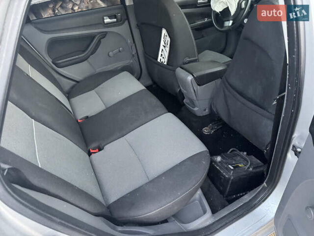 Форд Фокус, объемом двигателя 1.6 л и пробегом 160 тыс. км за 1500 $, фото 2 на Automoto.ua