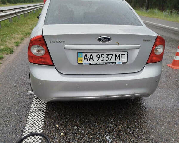 Форд Фокус, объемом двигателя 1.6 л и пробегом 160 тыс. км за 1500 $, фото 5 на Automoto.ua