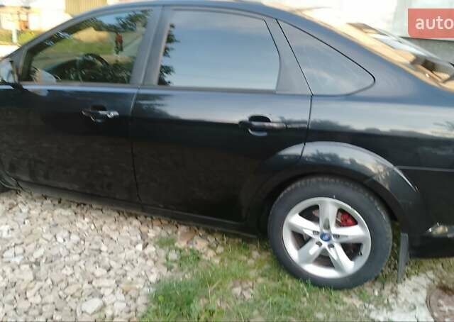 Форд Фокус, объемом двигателя 1.6 л и пробегом 246 тыс. км за 6300 $, фото 5 на Automoto.ua