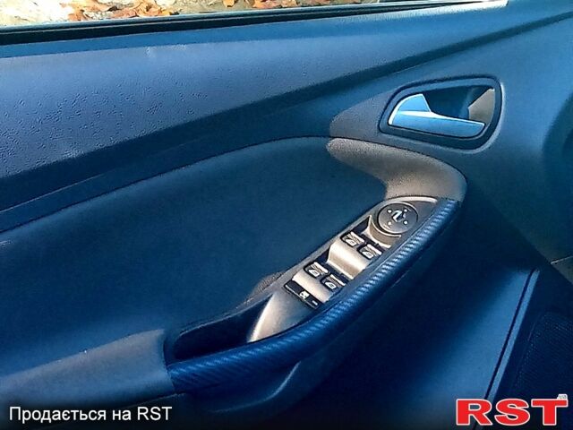 Форд Фокус 2012 в Николаеве на Automoto.ua Форд Фокус, объемом двигателя 1.6 л и пробегом 29 тыс. км за 8000 $, фото 1 на Automoto.ua