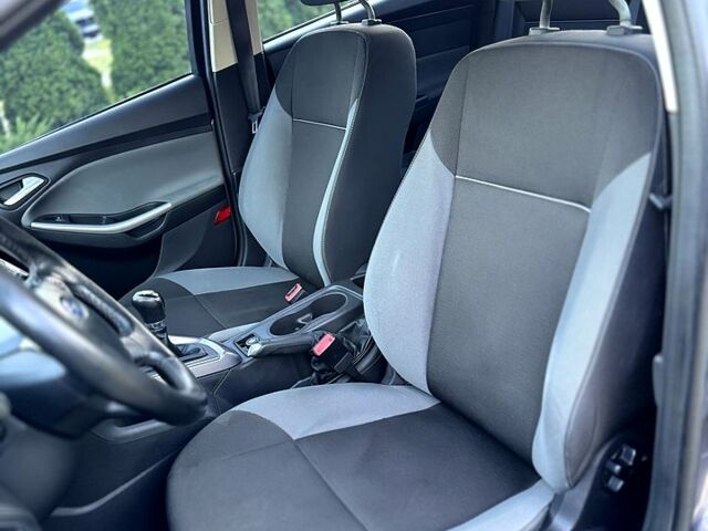 Форд Фокус, объемом двигателя 1 л и пробегом 129 тыс. км за 7000 $, фото 8 на Automoto.ua