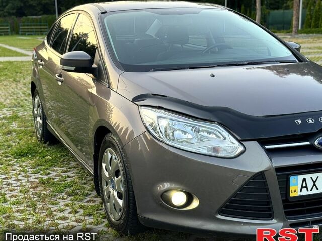 Форд Фокус, объемом двигателя 1 л и пробегом 129 тыс. км за 7000 $, фото 5 на Automoto.ua