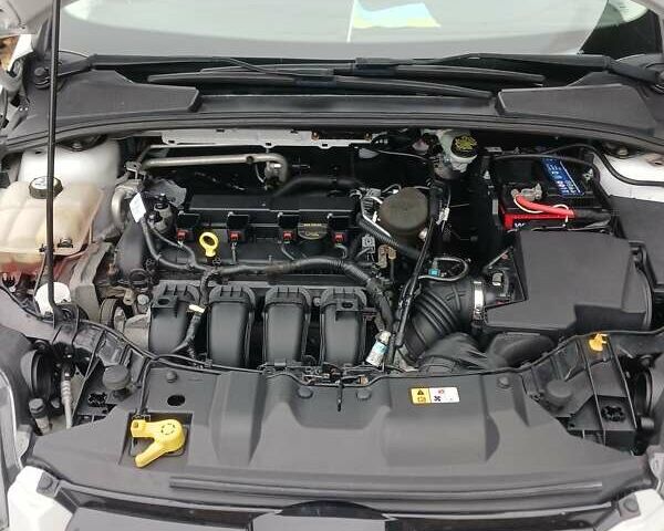 Форд Фокус, об'ємом двигуна 2 л та пробігом 130 тис. км за 7800 $, фото 5 на Automoto.ua