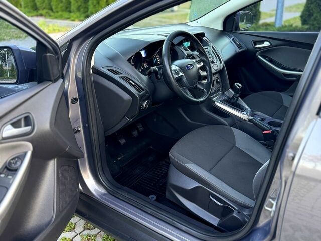 Форд Фокус, объемом двигателя 1 л и пробегом 129 тыс. км за 7000 $, фото 6 на Automoto.ua