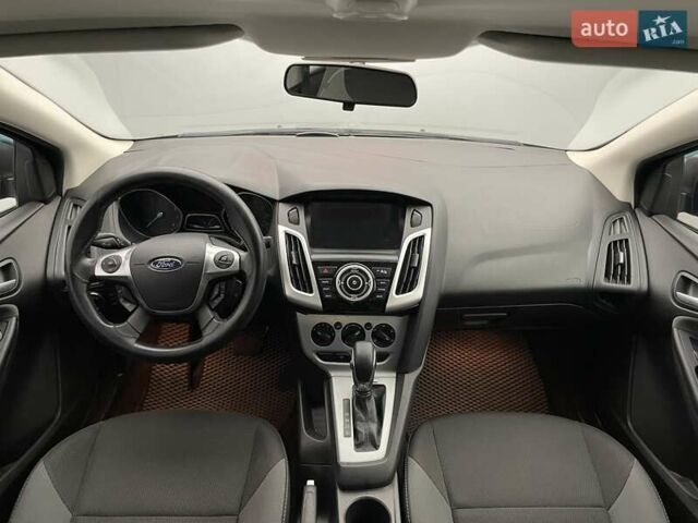 Форд Фокус, объемом двигателя 2 л и пробегом 153 тыс. км за 7886 $, фото 8 на Automoto.ua