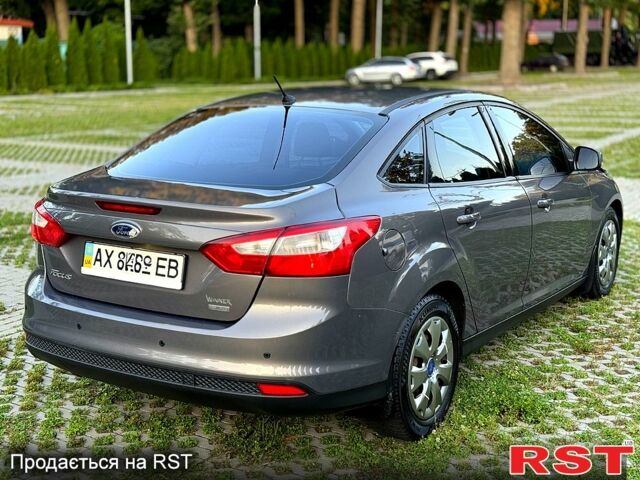 Форд Фокус, объемом двигателя 1 л и пробегом 129 тыс. км за 7000 $, фото 2 на Automoto.ua