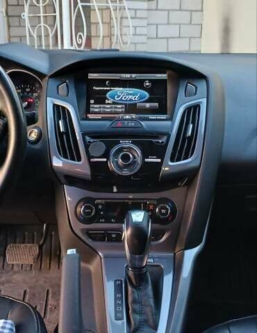 Форд Фокус 2014 в Виннице на Automoto.ua Форд Фокус, объемом двигателя 2 л и пробегом 212 тыс. км за 7600 $, фото 5 на Automoto.ua