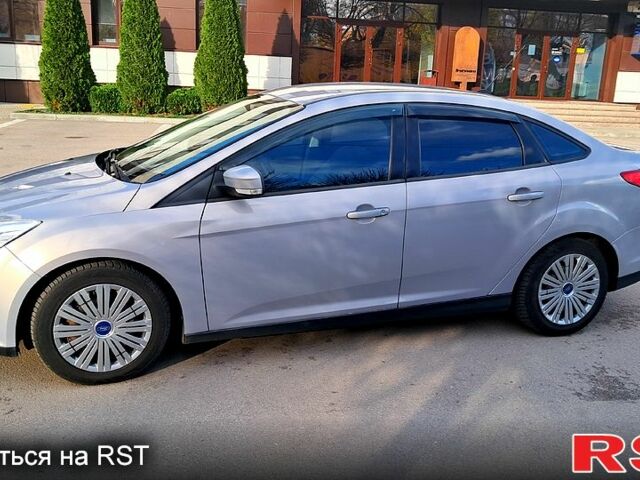 Форд Фокус 2014 в Днепре (Днепропетровске) на Automoto.ua Форд Фокус, объемом двигателя 1 л и пробегом 175 тыс. км за 6700 $, фото 2 на Automoto.ua