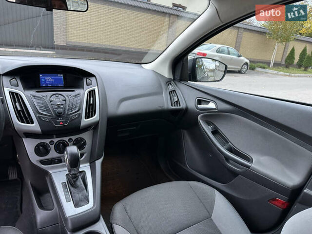 Форд Фокус 2014 в Киеве на Automoto.ua Форд Фокус, объемом двигателя 2 л и пробегом 184 тыс. км за 6100 $, фото 8 на Automoto.ua