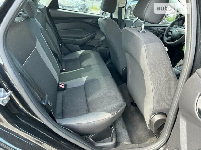 Форд Фокус, об'ємом двигуна 2 л та пробігом 108 тис. км за 700 $, фото 12 на Automoto.ua