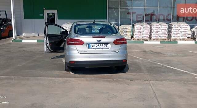 Форд Фокус, объемом двигателя 2 л и пробегом 159 тыс. км за 8000 $, фото 16 на Automoto.ua